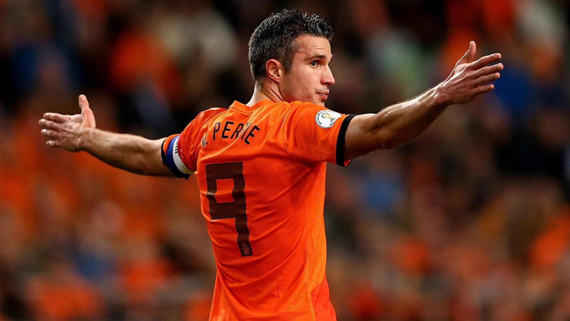 中国足球即将迎来“黄金十年”?专家预测,中国足球是否有未来