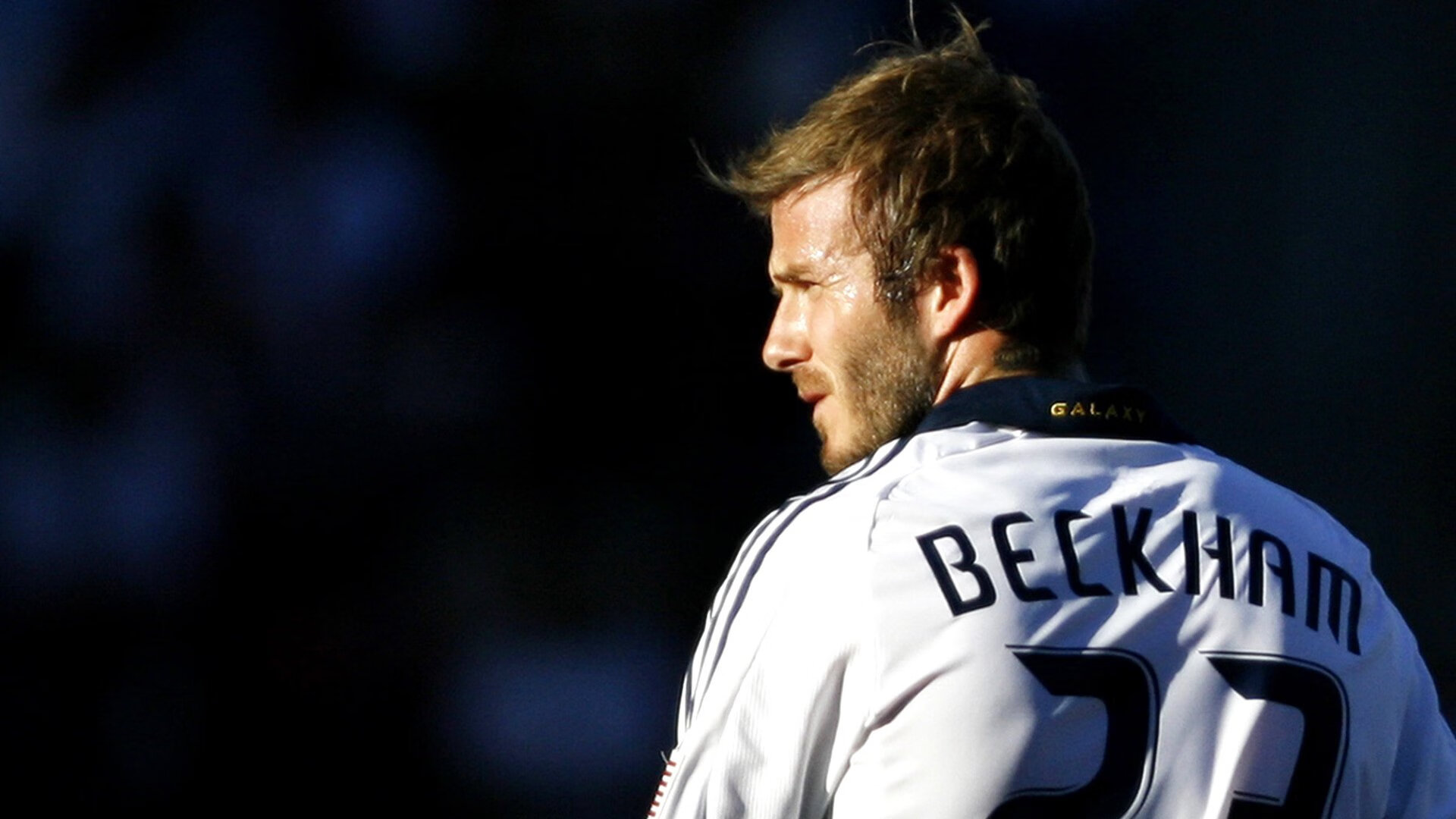 未来联盟：虚拟现实和人工智能结合推动篮球的未来，未来联盟门面